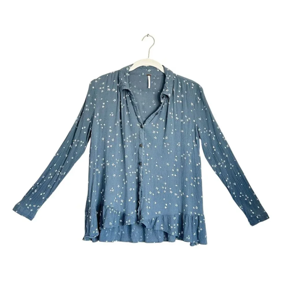 Free People Women's Star Print Crinkle Ruffle Long Sleeve Top in Blue - Sz S - Picture 2 of 5